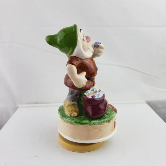 Schmid Disney Doc Seven Dwarfs Musical Hand Painted Figurine - Picture 2 of 5